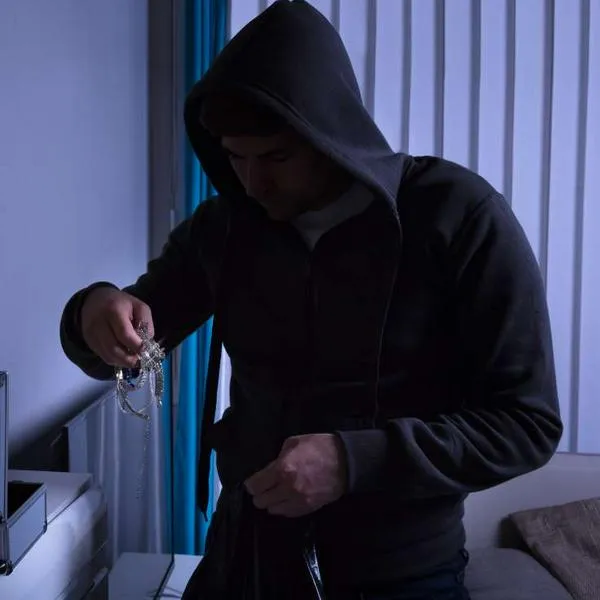 Foto de ladrón, en nota de cuál ladrón en Bogotá solo robaba ropa interior femenina: tuvo extraña patología