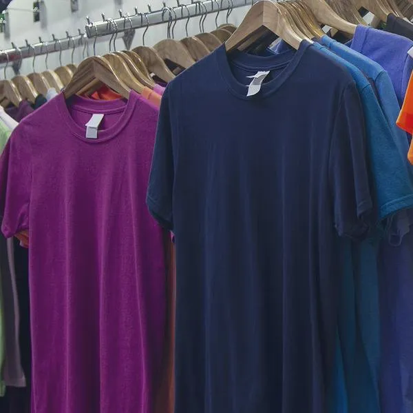 Camisetas, en nota sobre el lugar de Medellín donde se consiguen a 700 pesos