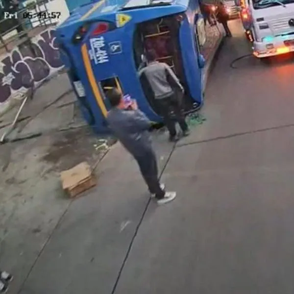 Cuántos heridos dejó volcamiento de bus del SITP en el sur de Bogotá