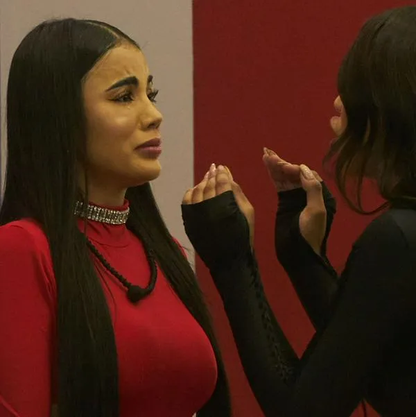 Hija de Karina García la regañó y le dice que la sacaron por llorona