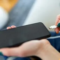 ¿Cuántos paneles solares necesito para cargar un celular? Precio en Colombia
