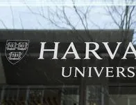 Harvard demanda a Trump por veto a estudiantes extranjeros