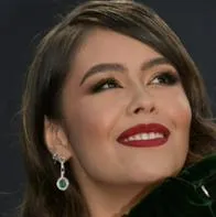 Juliana Velásquez sorprendió al aparecer con Aurelio Cheveroni en concierto