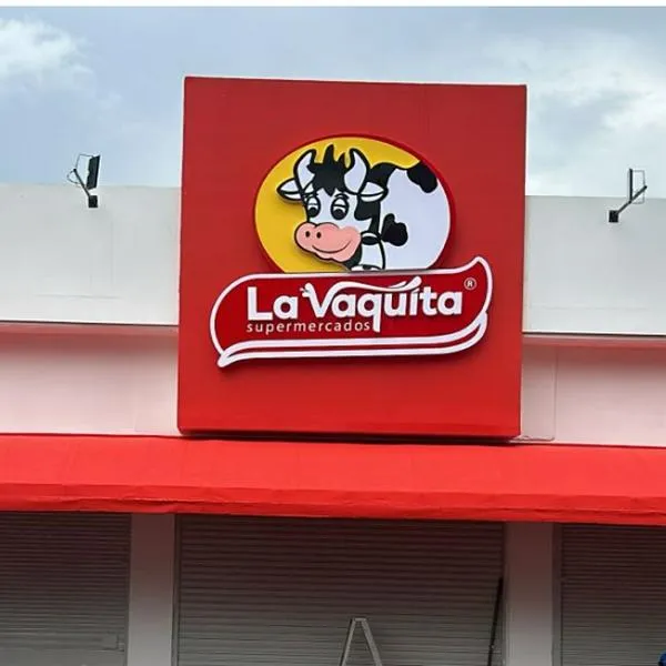 Quiénes son los dueños de Supermercado La Vaquita y Supermú.