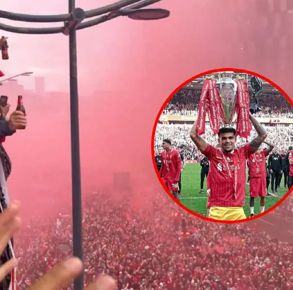 Liverpool: hinchas le cantan a Luis Díaz en caravana por nuevo título de Premier