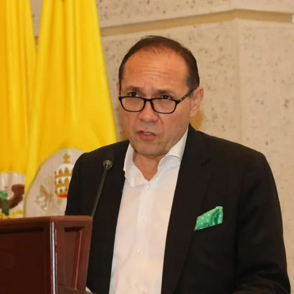 Ministro de Trabajo, Antonio Sanguino, enfrenta hoy juicio en Corte Suprema por presunto tráfico de influencias