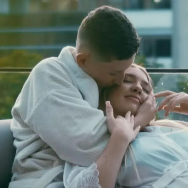 Cris Valencia quiere volver con su exnovia Yana, 'la Rusa' y llora por ella