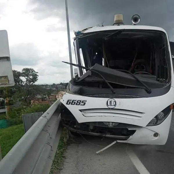 Bus accidentado en Calarcá