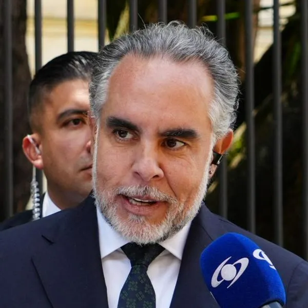 Amenaza de Armando Benedetti con consulta popular y demoras en Congreso