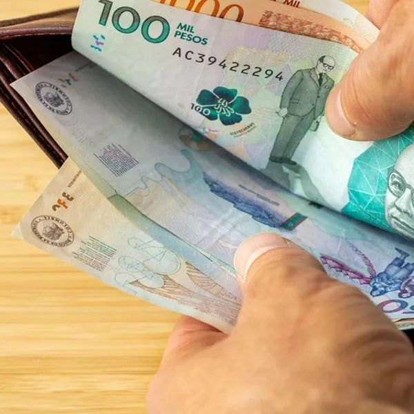Cuánto deben darle de prima de mitad de año si gana $ 1'800.000 en Colombia