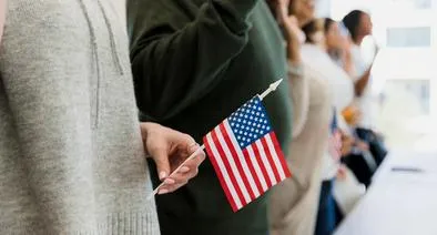 Gobierno de Colombia ayudará a estudiantes, luego de que Trump revocara visas