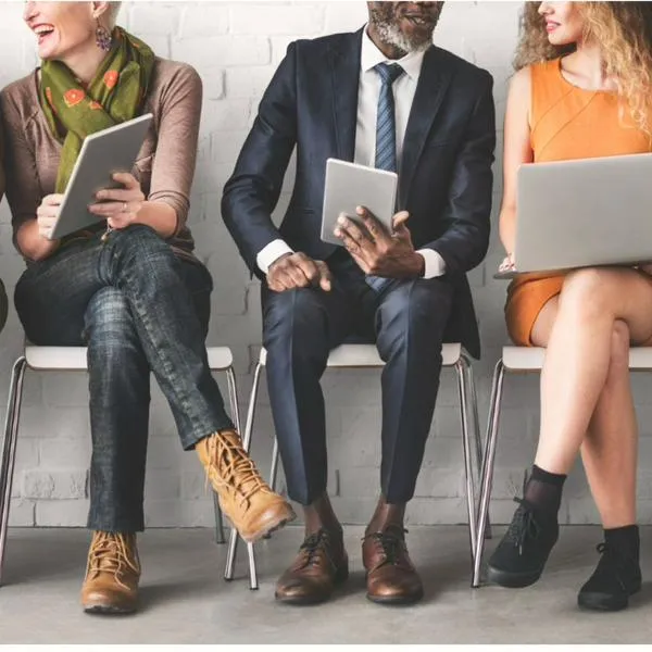 ¿Cómo puedo enviar mi currículum a Adecco? Hay más de 4.000 vacantes en Colombia