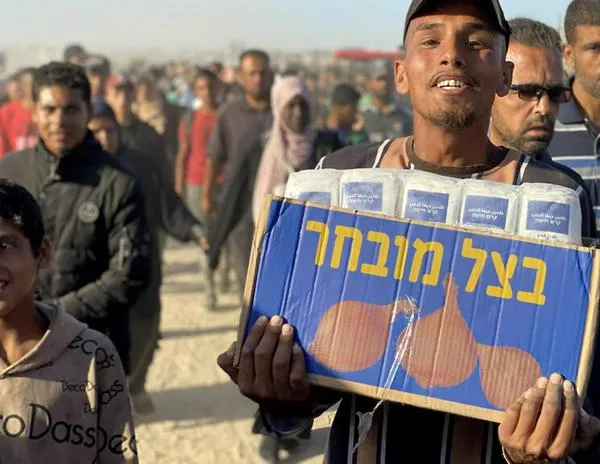 Palestinos saquean un almacén del Programa Mundial de Alimentos en Gaza