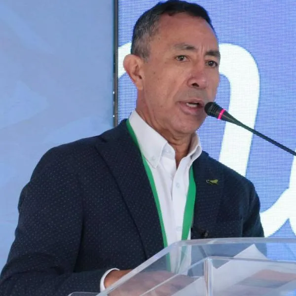 Ricardo Roa saldría de la Presidencia de Ecopetrol y el presidente Gustavo Petro tendría listo su reemplazo para calmar escándalo por chuzadas.
