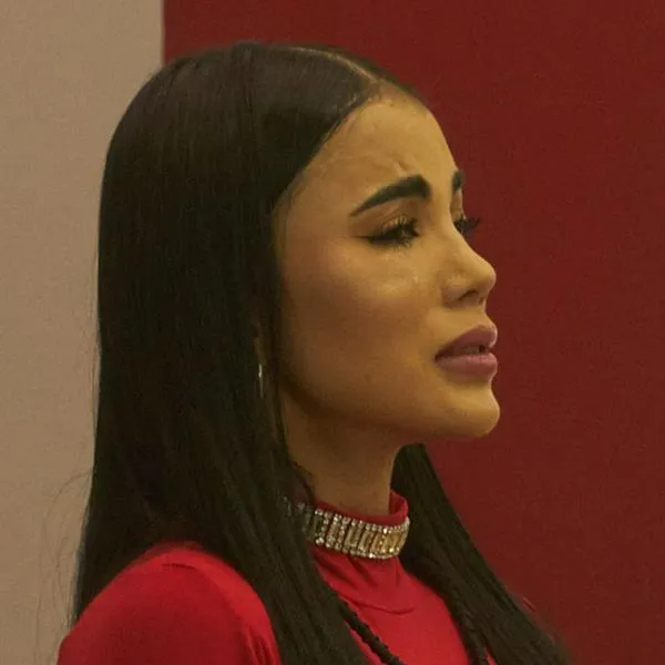 Karina García, molesta con incómoda pregunta sobre Marcela Reyes y Yina