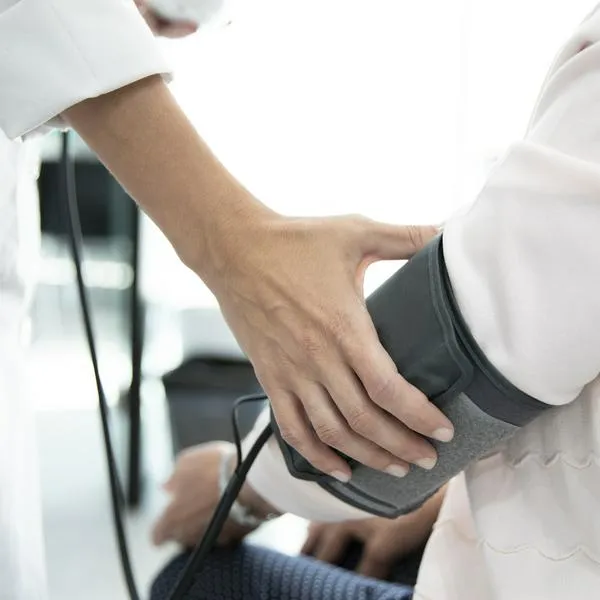Gobierno Petro extiende intervención a las EPS Savia Salud y Emssanar