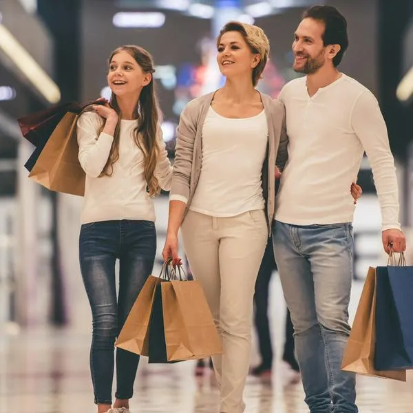 Usaquén Plaza y otros centros comerciales ahora tienen salas de ventas de carros