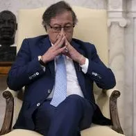 El presidente Gustavo Petro convierte un reclamo válido de la candidata Vicky Dávila sobre su paradero en "ataque de celos". 