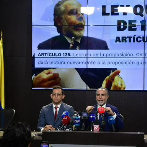 Benedetti y Petro preparan decreto para consulta popular y presionan al Senado