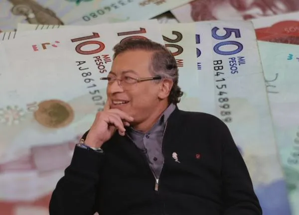 Presidente Petro y foto con dinero en pesos colombianos en nota sobre impuestos.