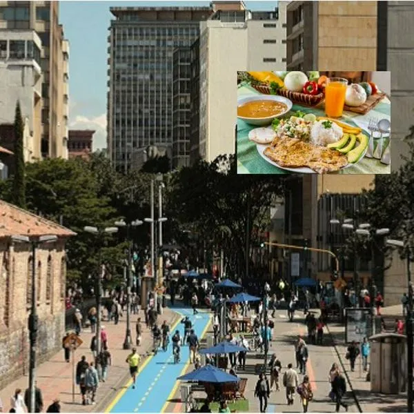 Dónde almorzar en el Centro de Bogotá: callejón poco conocido con varias opciones