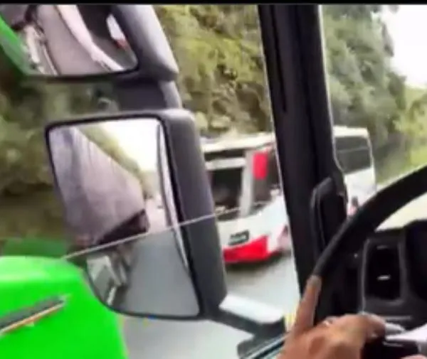 Dramático video de conductor que casi sufre accidente de tránsito en Colombia