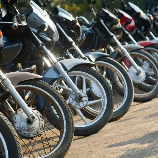 Bajaj, AKT y Suzuki lideran las ventas de motos y esto valen en Colombia