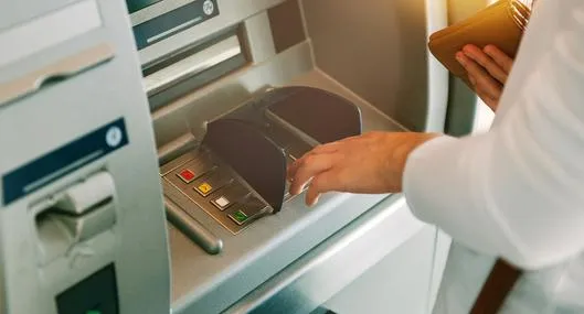Qué hacer si el cajero no lee su tarjeta con chip: causas y soluciones