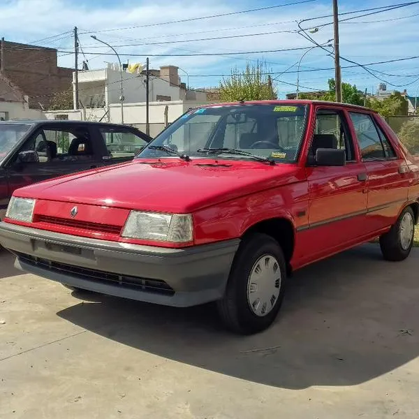 Foto de Renault 9, en nota de cuándo llegó el Renault 9 a Colombia: precio de hoy, el dinero por superestrella