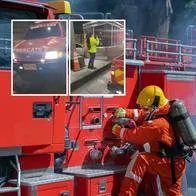 Bomberos en el peaje de Chusacá que fueron detenidos cuando iban hacia una emergencia