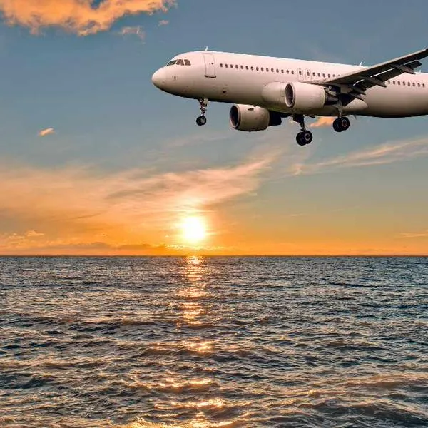 Multa por pararse antes de que el avión aterrice: Turquía pondrá sanciones