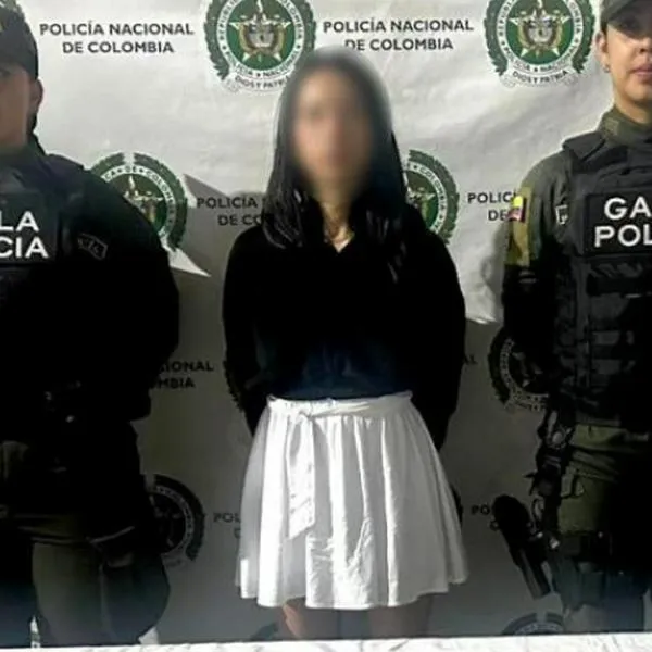 Policía captura a mujer por chantaje con videos íntimos