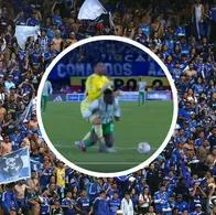 Millonarios vs. Nacional por Liga BetPlay: hinchas piden penal de Álvaro Montero sobre Kevin Viveros en El Campín y este es el video de la jugada.