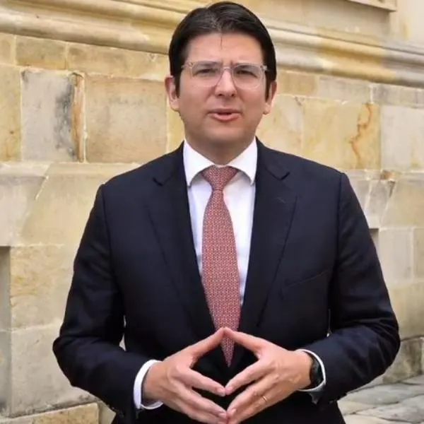 Atentado a Miguel Uribe Turbay: Fundación Santa Fe entrega parte médico y habla de estado crítico del senador del Centro Democrático.