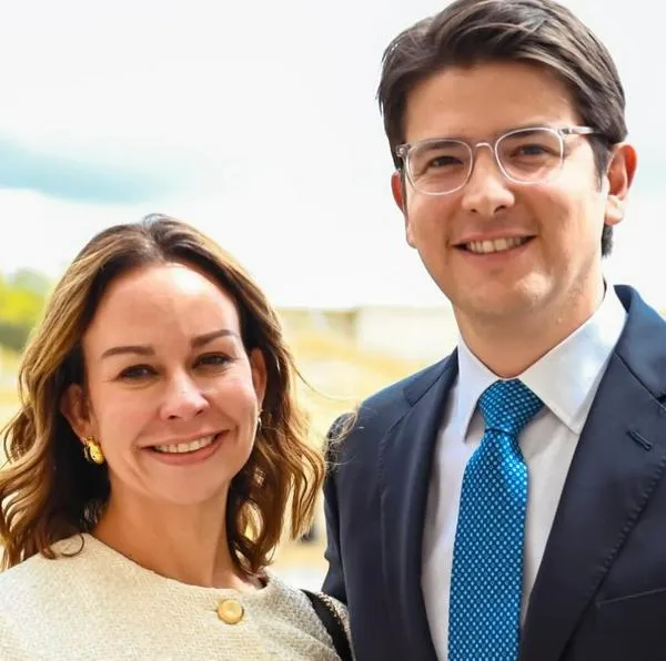 Primera reacción de la esposa de Miguel Uribe, María Claudia Tarazona, por el atentado que sufrió el candidato en Bogotá. Hizo un pedido especial. 
