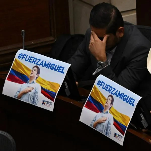 Gustavo Petro dice que, en atentado a Miguel Uribe, policía estaba infiltrada