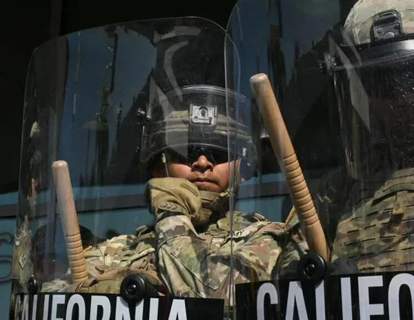 700 Marines y 2000 reservistas adicionales en Los Ángeles tras tres días de disturbios