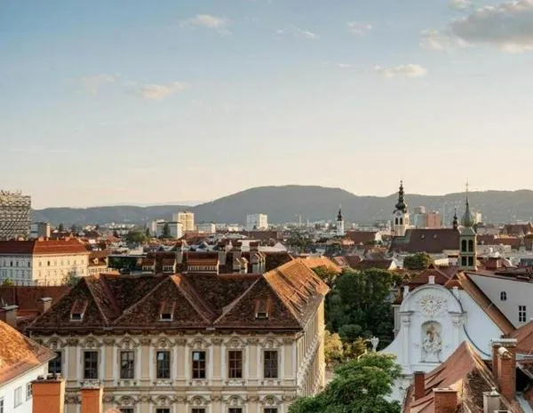 Al menos diez muertos en un ataque a tiros en un colegio de Austria