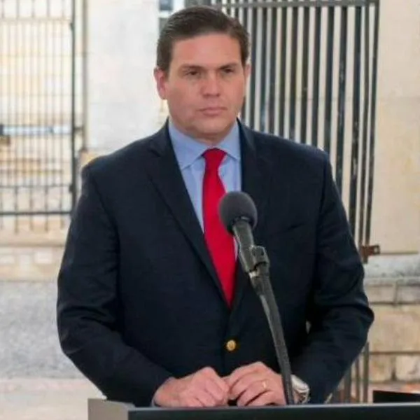 Juan Carlos Pinzón, exministro de Santos y exembajador de Duque, afirmó que la UNP le retiró sus escoltas en plena escalada violenta en Colombia.