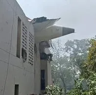 La llamada de emergencia enviada desde avión Air India antes de estrellarse: los minutos del vuelo
