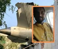 Video de hombre que se accidentó en avión de India.