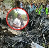 Milagro en accidente de avión en India: apareció único sobreviviente y salió caminando hasta mostrando la tarjeta de embarque. 