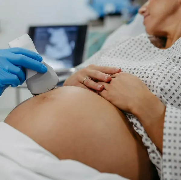 ¿Cuál es la mejor EPS y prepagada en Colombia para una persona embarazada?  