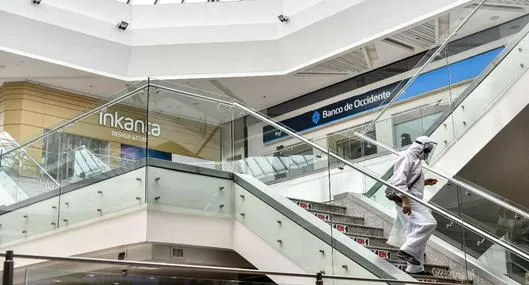 Foto de Unicentro, en nota de quién es dueño del centro comercial más fuerte de Colombia: desplazó a Unicentro