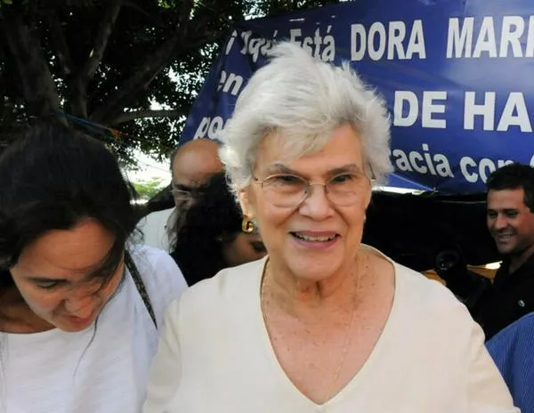 Muere expresidenta de Nicaragua Violeta Barrios de Chamorro