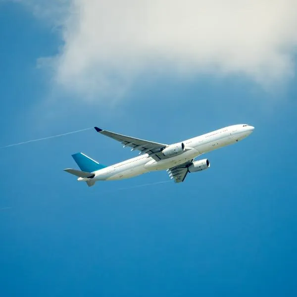 Avión
