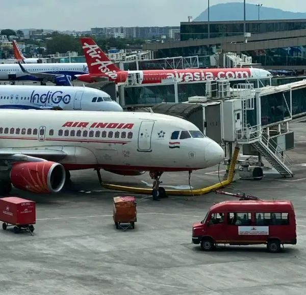 Otro avión en India tuvo problemas al despegar y tuvo que regresar al aeropuerto