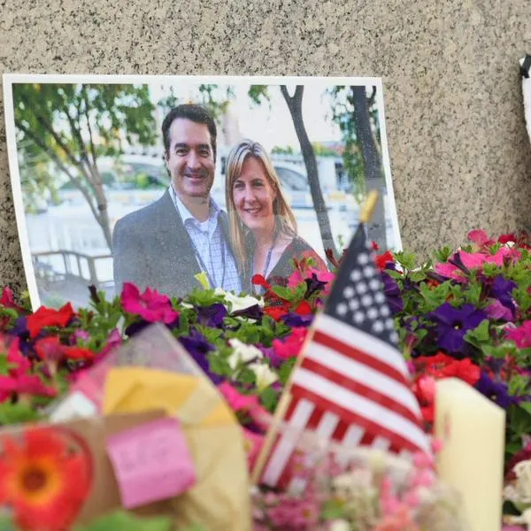 Altar para Melissa Hortmann en el Capitolio de Estados Unidos. La congresista fue asesinada en Minnesota