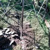 Detonaron artefacto explosivo en una torre de Medellín; hubo caos y susto. Autoridades lograron contrarla la emergencia. 