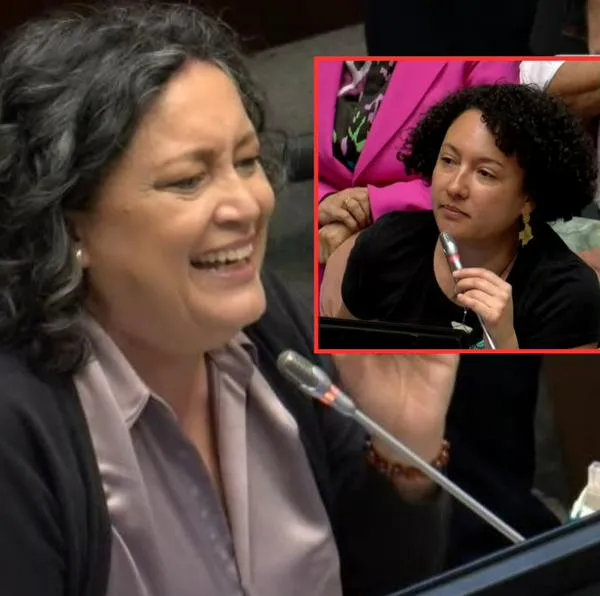 Discusión de Angélica Lozano e Isabel Zuleta en el Congreso